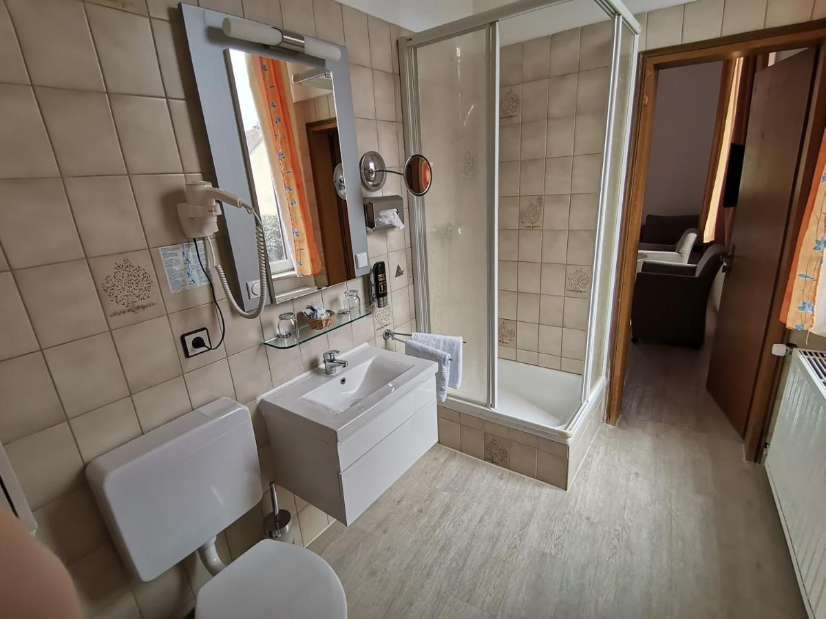 Hotel Kitzinger Hof An Der B8 Kitzingen Exteriör bild