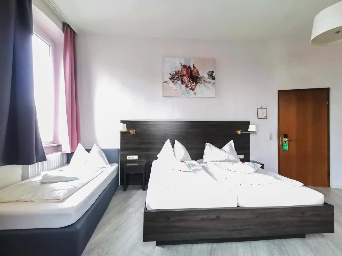 Hotel Kitzinger Hof An Der B8 Kitzingen Exteriör bild